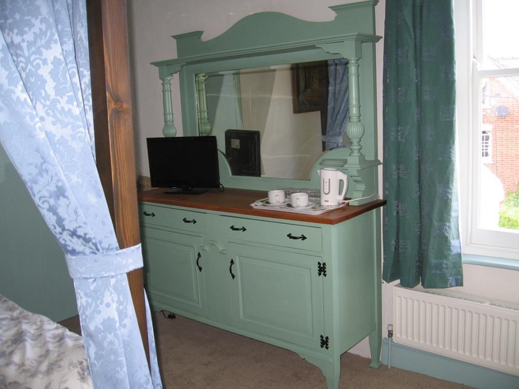 Serenity House Glemsford Room photo